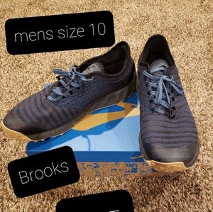 Brooks Mens Shoes